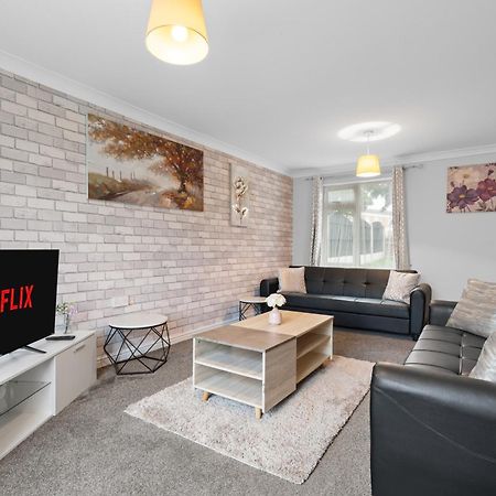 Marston Green A Charming 3 Bed Home Next To Nec And Birmingham International Airport מראה חיצוני תמונה